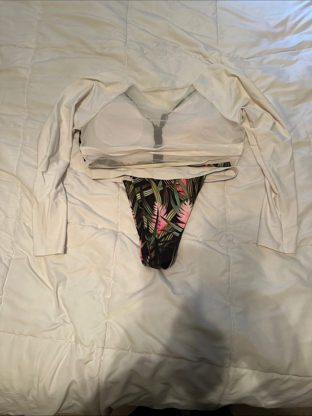 H&M Black Tropical Print Bikini Set with White Rash Guard - Picture 2 of 2